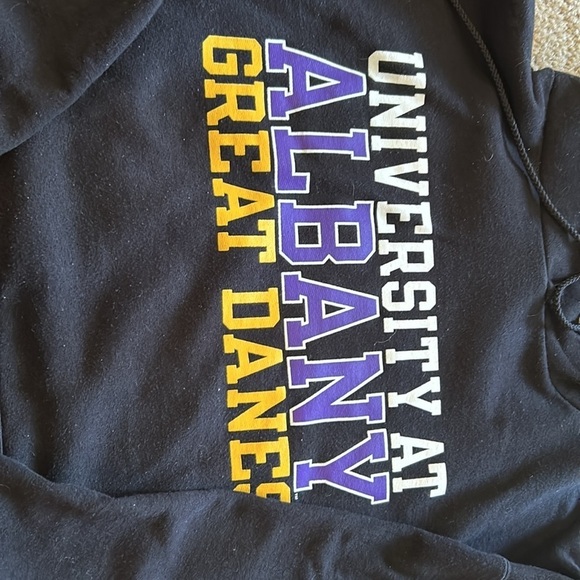 Men’s XL Sweatshirt- some signs of wear- pillling - Picture 2 of 3